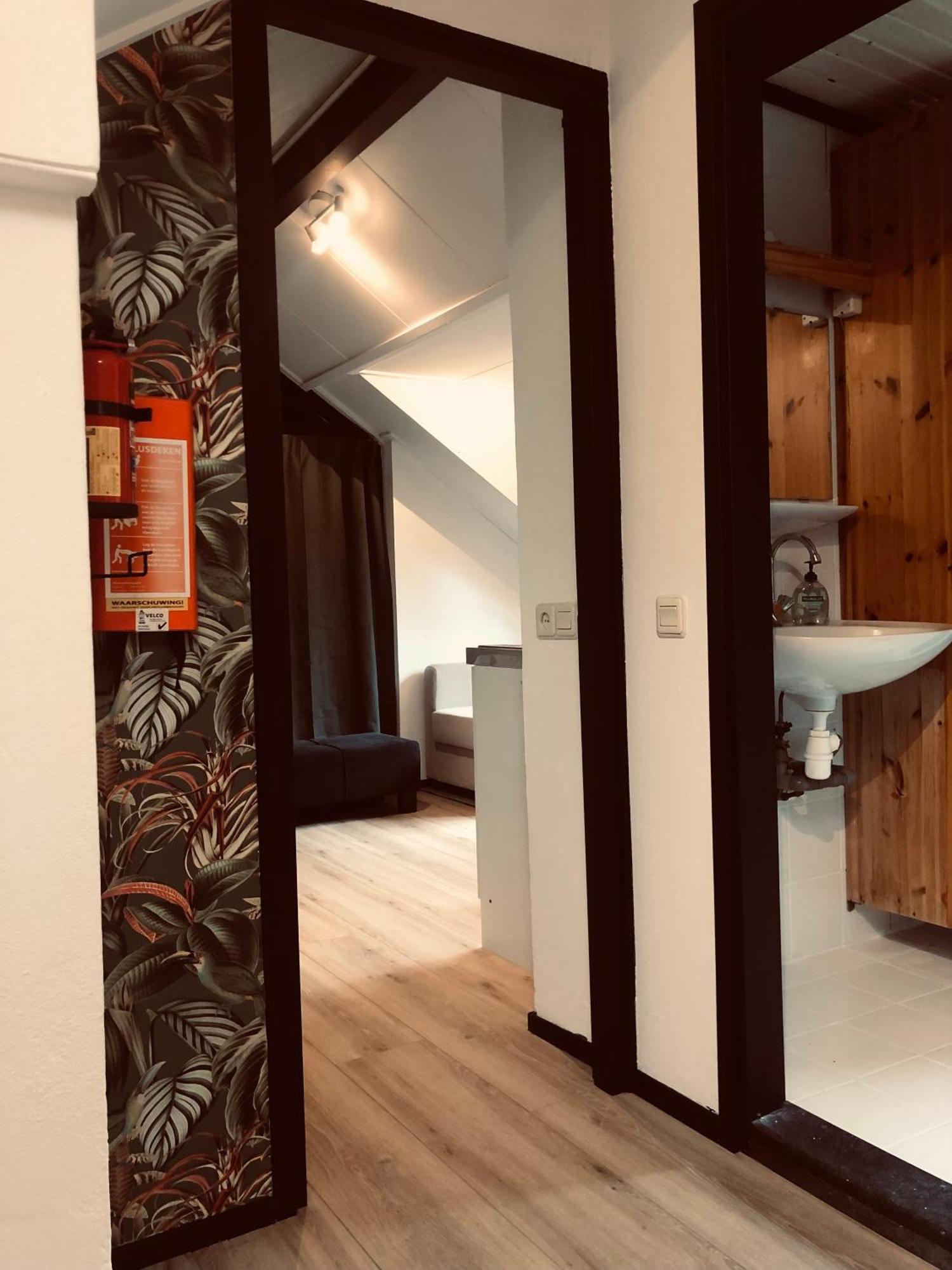 Apartment Zen Retreat - Free Private Parking! Enschede