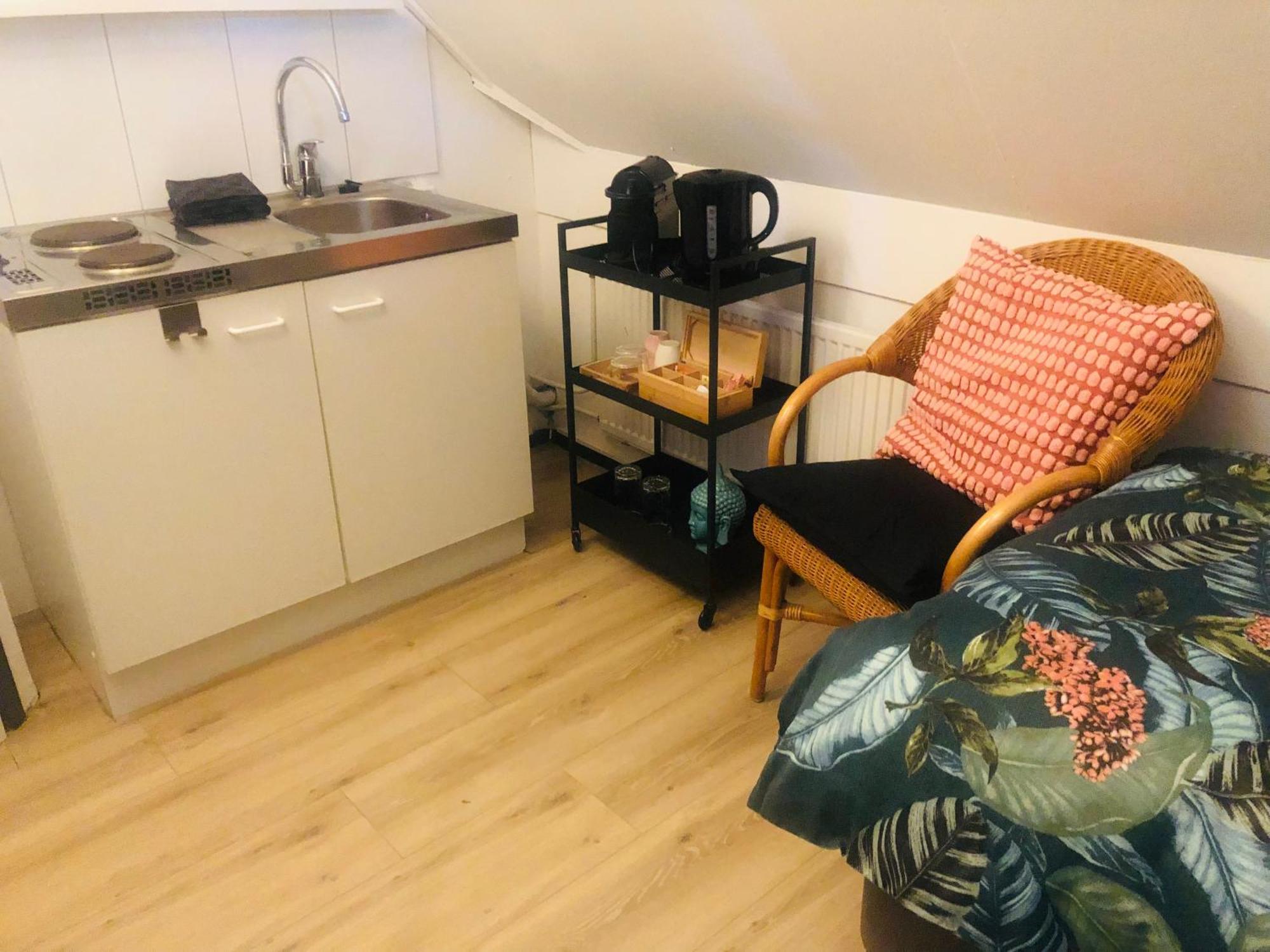 Zen Retreat - Free Private Parking! * Enschede